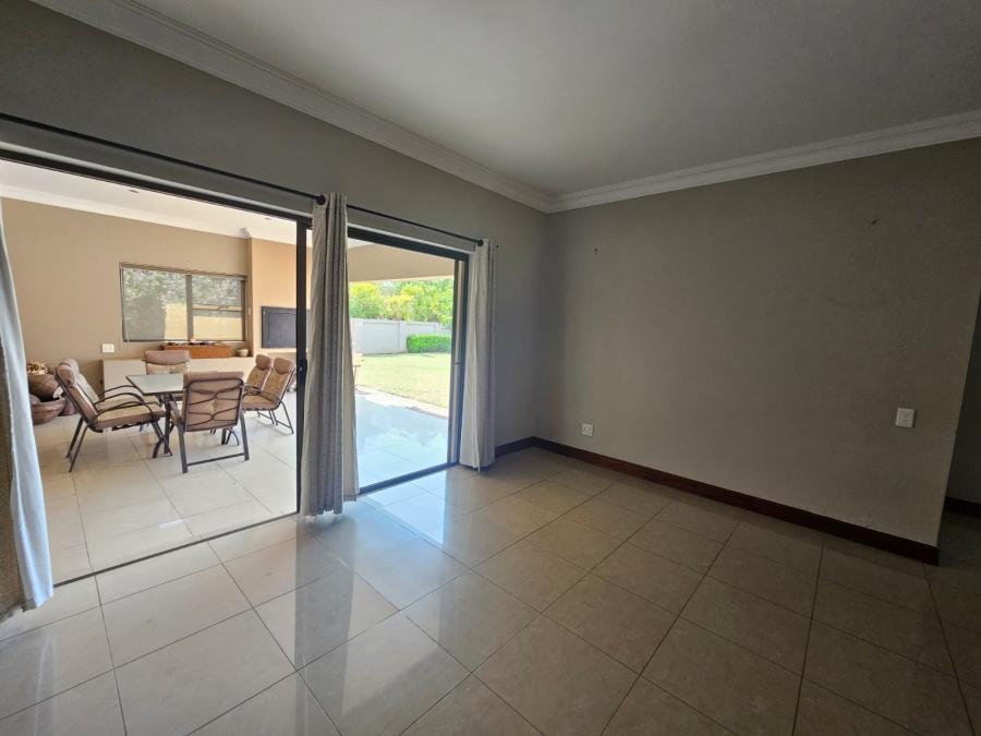 3 Bedroom Property for Sale in The Islands Estates North West